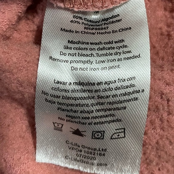 National Geographic Unisex Patagonia Hooded Sweatshirt - Picture 10 of 10